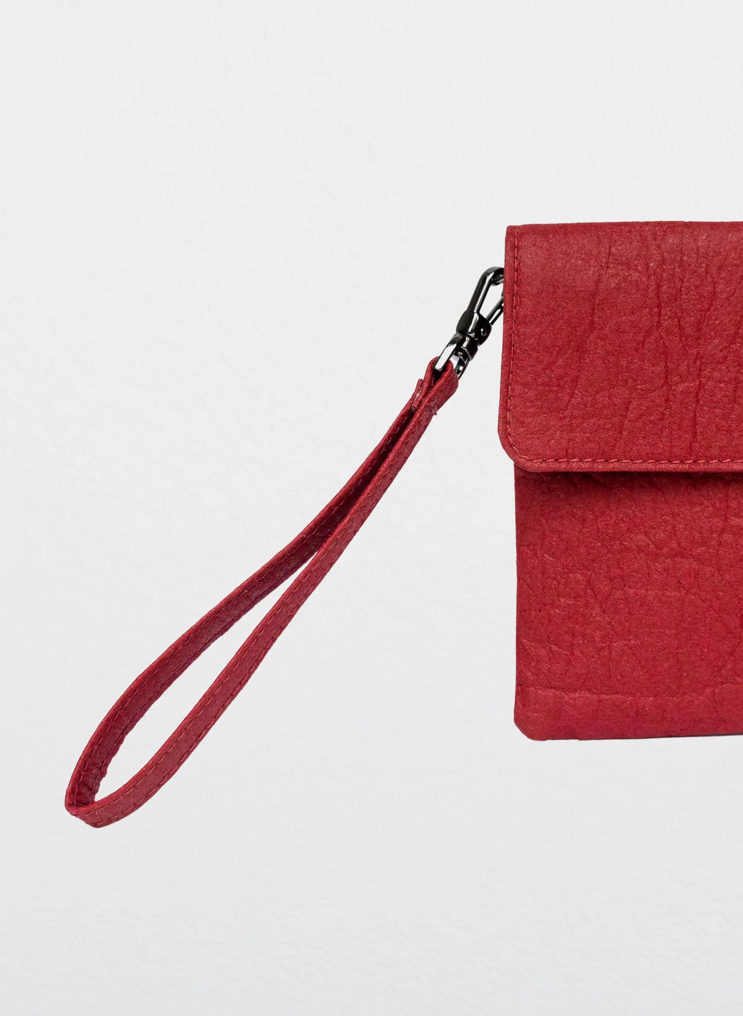 Amari Vegan Wristlet - Mulberry