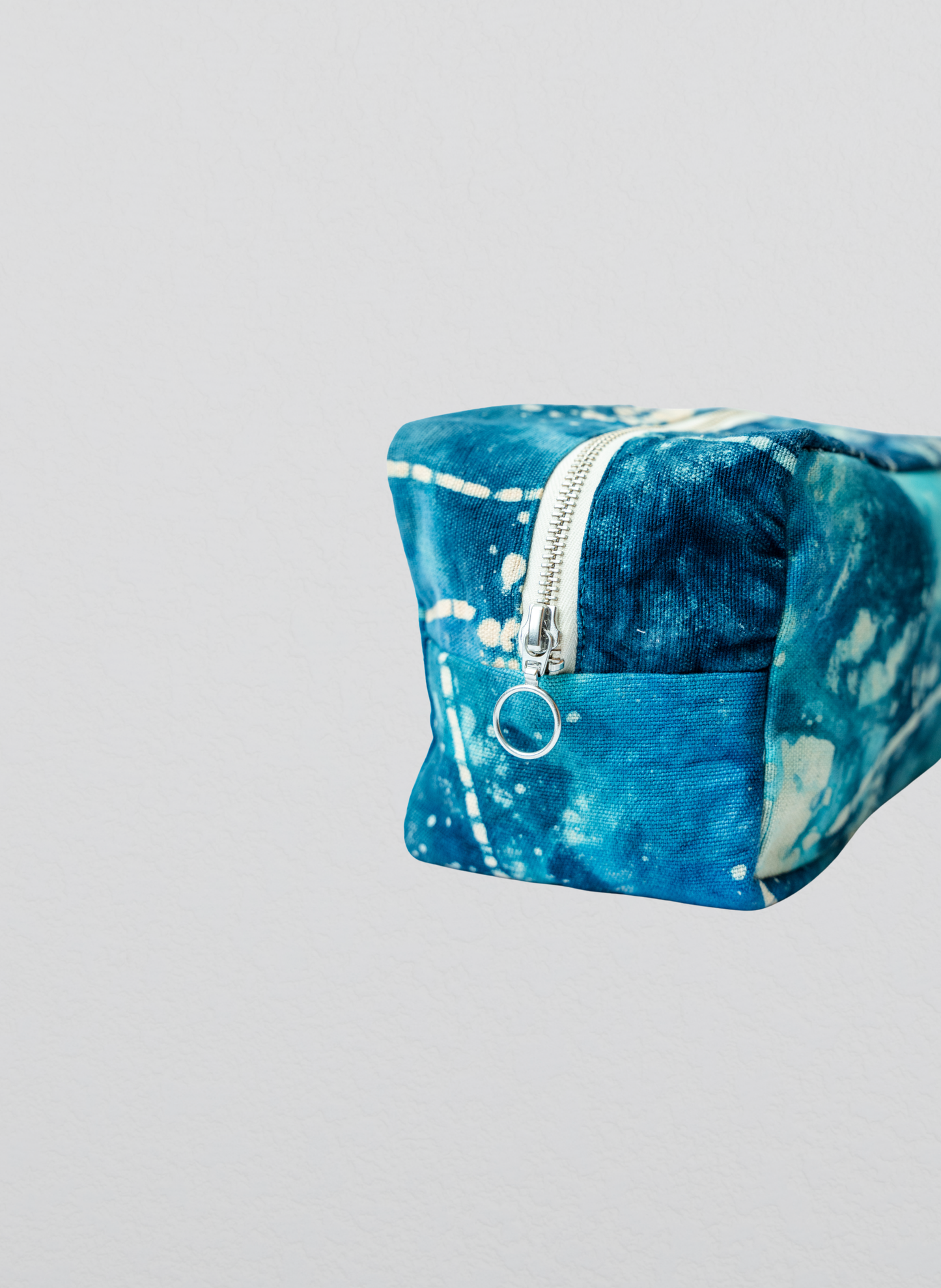 Reza Cosmetic Pouch- Aqua Blue